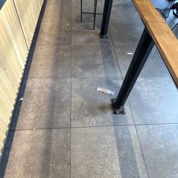 Starbucks - Garbage on the floor - Coffee & Tea Near Me - Princeton, West Virginia