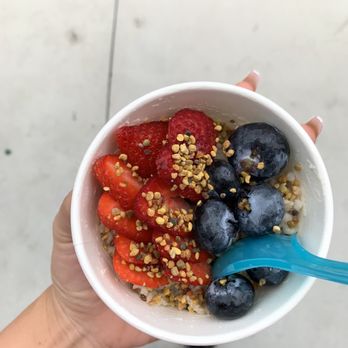 Nekter Juice Bar - Berry bowl no agave - Juice Bars & Smoothies Near Me - Valencia, California Nekter Juice Bar - Berry bowl no agave - Juice Bars & Smoothies Near Me - Valencia, California