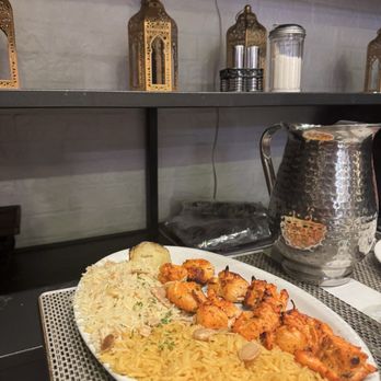 M’dakhan - Chicken tawook - Breakfast & Brunch Near Me - Bridgeview, Illinois