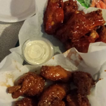 Sal's Lounge - Chicken Wings Near Me - Depew, New York