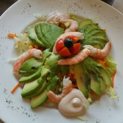 Bola Marina - Ensalada de aguacate y langostinos