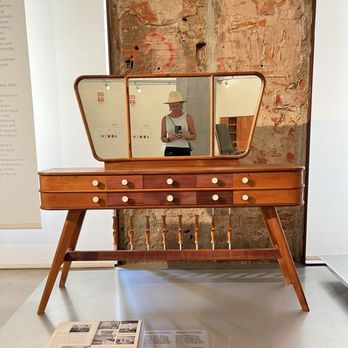 MUDE - Museu Design e da Moda - Furniture design - Museums Near Me - Lisbon, 11