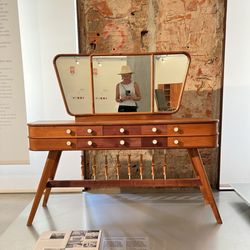MUDE - Museu Design e da Moda - Furniture design