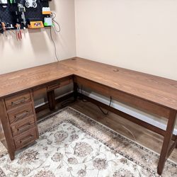 Jasen's Fine Furniture