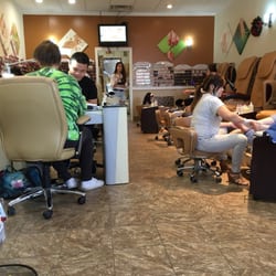 Mantrap Nails Salon - Inside