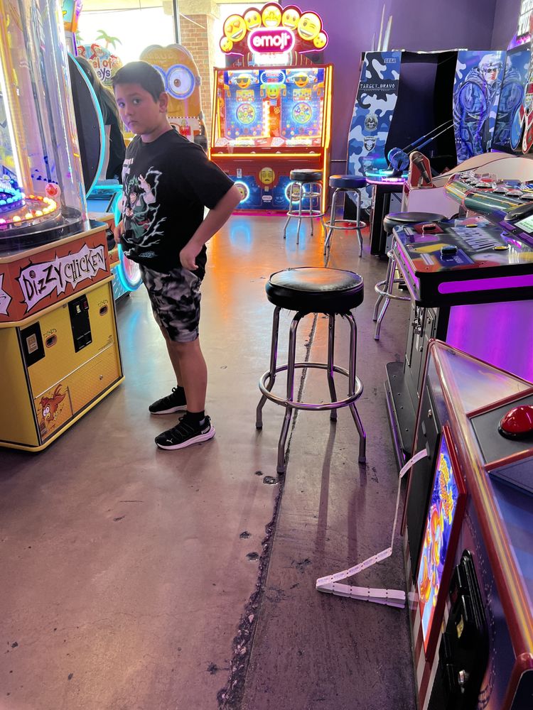 NICKELRAMA - 37 Photos & 82 Reviews - 1238 Belt Line Rd, Garland, Texas ...