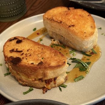 Château - Grilled cheese sandwich - Cocktail Bars Near Me - Walnut Creek, California Château - Grilled cheese sandwich - Cocktail Bars Near Me - Walnut Creek, California