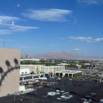 The High Roller - Amusement Parks Near Me - Las Vegas, Nevada