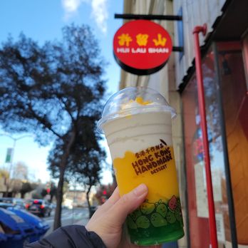 Hui Lau Shan - D6. Mango handmade drink with aloe and coconut jelly! My favorite! - Desserts Near Me - Berkeley, California