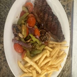 The Great American Grill & Lounge - NY strip