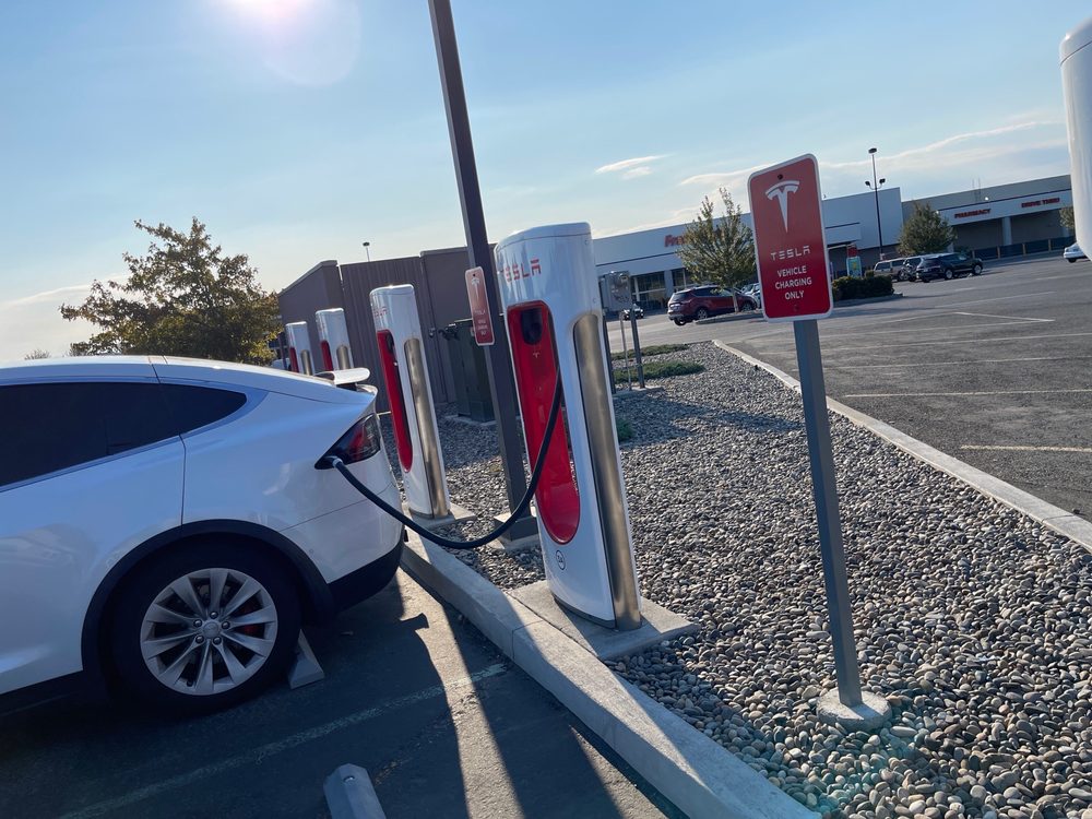 Open for Business FRED MYER FUEL 2811 W 10th Ave, Kennewick, Washington Gas Stations