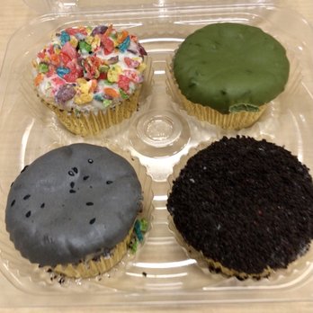 Mochill Mochi Donut - Mochi cupcakes! Fruity Pebbles, Matcha, Black Sesame, Cookies n Cream - Donuts Near Me - San Jose, California