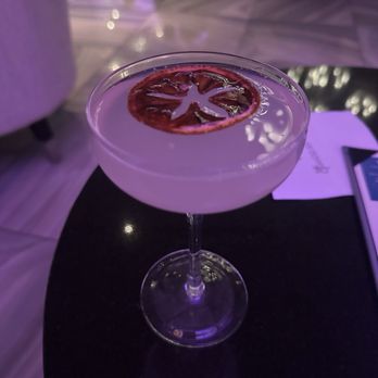 The Chandelier - Cosmopolitan - Lounges Near Me - Las Vegas, Nevada The Chandelier - Cosmopolitan - Lounges Near Me - Las Vegas, Nevada