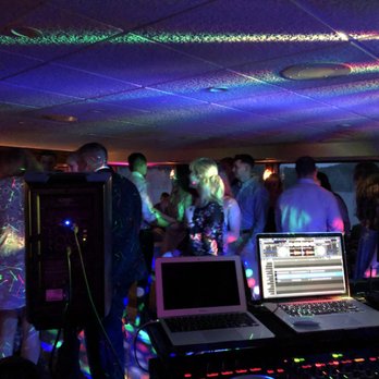 Turn the Table Entertainment DJ Service - DJs Near Me Turn the Table Entertainment DJ Service - DJs Near Me