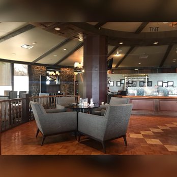 HK's Restaurant and Bar - Steakhouses Near Me - Lake Ozark, Missouri