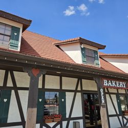 Haby's Alsatian Bakery - Outside