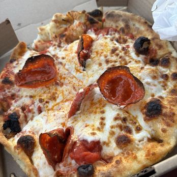 Meadow's Wood-Fired - Deep dish pizza - Pizza Near Me - Mooresville, North Carolina Meadow's Wood-Fired - Deep dish pizza - Pizza Near Me - Mooresville, North Carolina