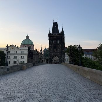 Karlův Most - Sunrise over karluv most - Landmarks & Historical Buildings Near Me - Prague, Puerto Rico