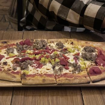 CRUSH American Grill - Nana D's Meatball Flatbread - Lounges Near Me - Las Vegas, Nevada CRUSH American Grill - Nana D's Meatball Flatbread - Lounges Near Me - Las Vegas, Nevada