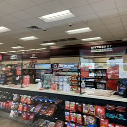 Casey's - Inside