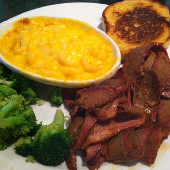Smokey Bones Chesapeake - Beef brisket meal with broccoli and mac and cheese - American Near Me - Chesapeake, Virginia Smokey Bones Chesapeake - Beef brisket meal with broccoli and mac and cheese - American Near Me - Chesapeake, Virginia