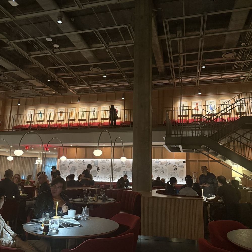 Fanny's - Dining room. - Cocktail Bars Near Me - Los Angeles, California