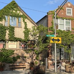 Exterior photo of Ray's Bucktown Bed and Breakfast - Chicago, Illinois Exterior photo of Ray's Bucktown Bed and Breakfast - Chicago, Illinois
