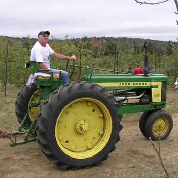 Hyland Orchard & Brewing - Sweet ride, man ... pulling the cart-o-humans (not pictured) - Breweries Near Me - Sturbridge, Massachusetts