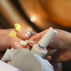Marshalls Nails & Spa - Manicure, pedicure, dip, acrylic, nail salon, nail design, nail artist
