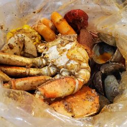Shaking Crab - Combo #4 ($95.99) - Dungeness Crab, 1lb Shrimp, 1lb Clam, 1lb Crawfish, 2 Corns, 2 Potatoes, 4 Sausages