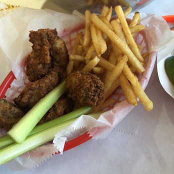 Crawfish Cave - Fried oysters - Cajun/Creole Near Me - Fullerton, California
