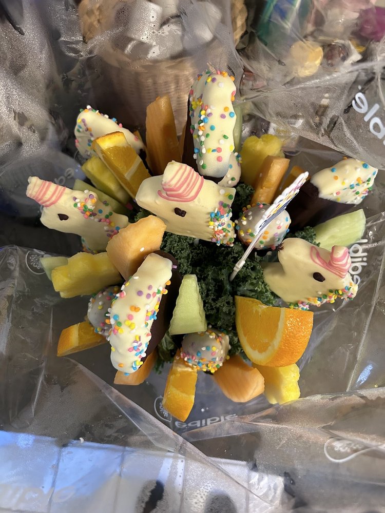 Edible Arrangements Logo
