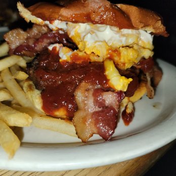 Vortex Bar & Grill - Bbq Bacon Mac n cheese burger - American Near Me - Atlanta, Georgia