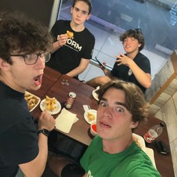 Us eating with TIMMMYYYYY