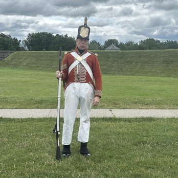 Fort George - Mask demo - Landmarks & Historical Buildings Near Me - Niagara-on-the-Lake, Ontario Fort George - Mask demo - Landmarks & Historical Buildings Near Me - Niagara-on-the-Lake, Ontario