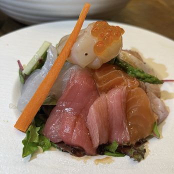 Chubby Sushi & Ramen - Sashimi Salad - Sushi Bars Near Me - Brea, California