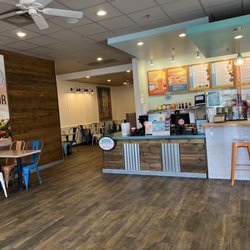 Tropical Smoothie Cafe