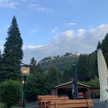 Kleine Einkehr - Aussicht vom Tisch auf die Festung Königstein - Restaurants Near Me - Königstein, SN Kleine Einkehr - Aussicht vom Tisch auf die Festung Königstein - Restaurants Near Me - Königstein, SN