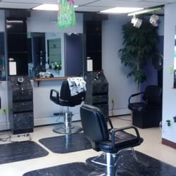 JZ,s Rock Paper Scissors Salon - The cutting and styling room