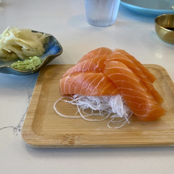 SUSHI To The MOON - Salmon sashimi - Japanese Near Me - Leander, Texas