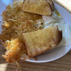 Copper City Casino & Restaurant - Eggs, hash browns, toast (comes with the chicken fried steak breakfast)