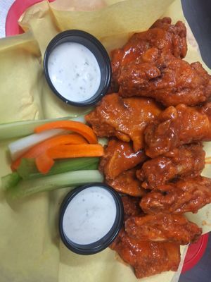 Dingers Sports Bar & Grill by null