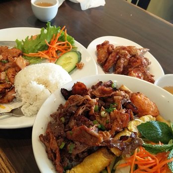 Pho Metro - Grilled chicken rice, pork vermacelli, and chicken wings - Vietnamese Near Me - Scarborough, Ontario Pho Metro - Grilled chicken rice, pork vermacelli, and chicken wings - Vietnamese Near Me - Scarborough, Ontario