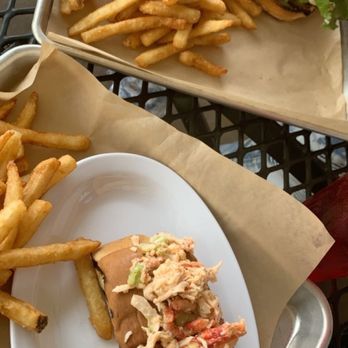 That Dam Place - American Near Me - Folsom, California That Dam Place - American Near Me - Folsom, California