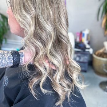 Salon Emerald - Artist: Rach
IG: rachmariee_s.e
Book your appointment at Rachsalonemerald.GlossGenius.com - Hair Salons Near Me - Carson City, Nevada Salon Emerald - Artist: Rach
IG: rachmariee_s.e
Book your appointment at Rachsalonemerald.GlossGenius.com - Hair Salons Near Me - Carson City, Nevada
