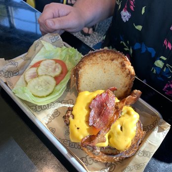 Superburger - Bacon cheeseburger without the special sauce - American Near Me - Cotati, California