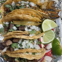 Los Hidalguese - Tacos de Lengua and Tripa