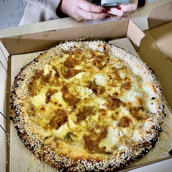 Maker Pizza Cameron - Frank's Best (original crust) - Pizza Near Me - Toronto, Ontario