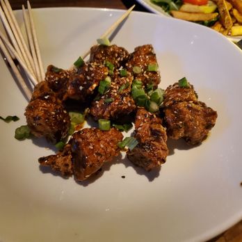 Yard House - Firecracker boneless wings - New American Near Me - Concord, California