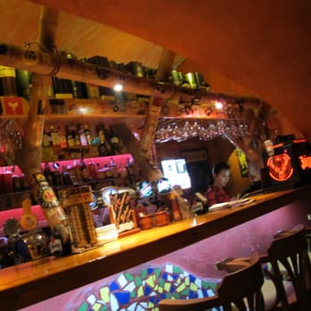 Atmosphere - Nightlife Near Me - Prague, Puerto Rico